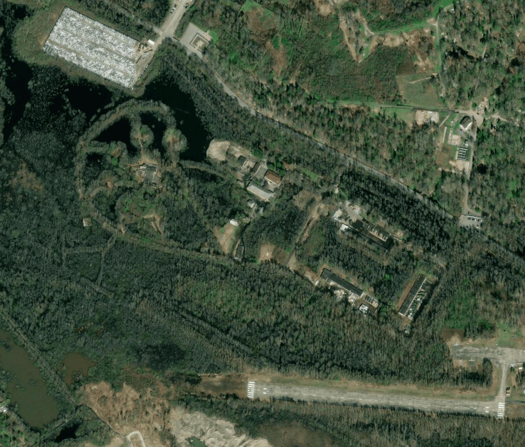 Esri imagery at zoom level 17
